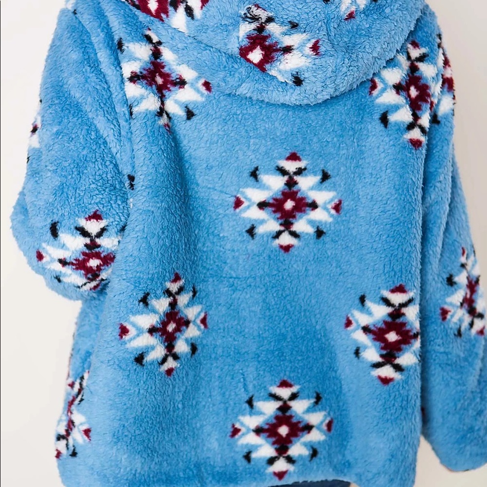 Aztec Sherpa Dottie Couture - Picture 2 of 6